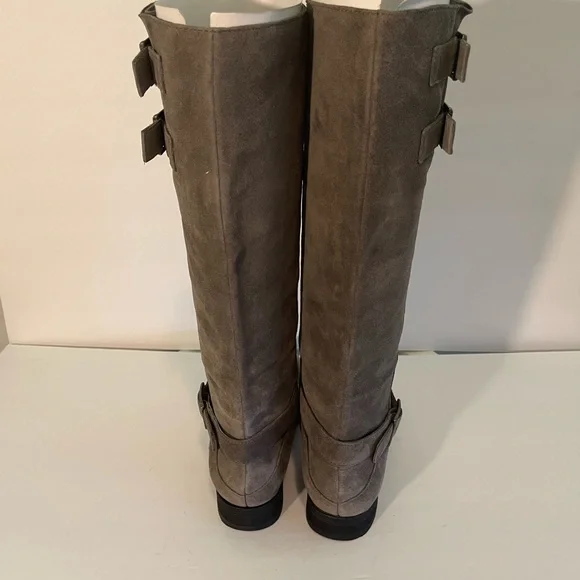 Gray suede Eileen Fisher boots - Picture 3 of 4